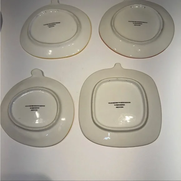 Boston Warehouse Pumpkin Patch Shaped Plate Set of 4 - Picture 11 of 11